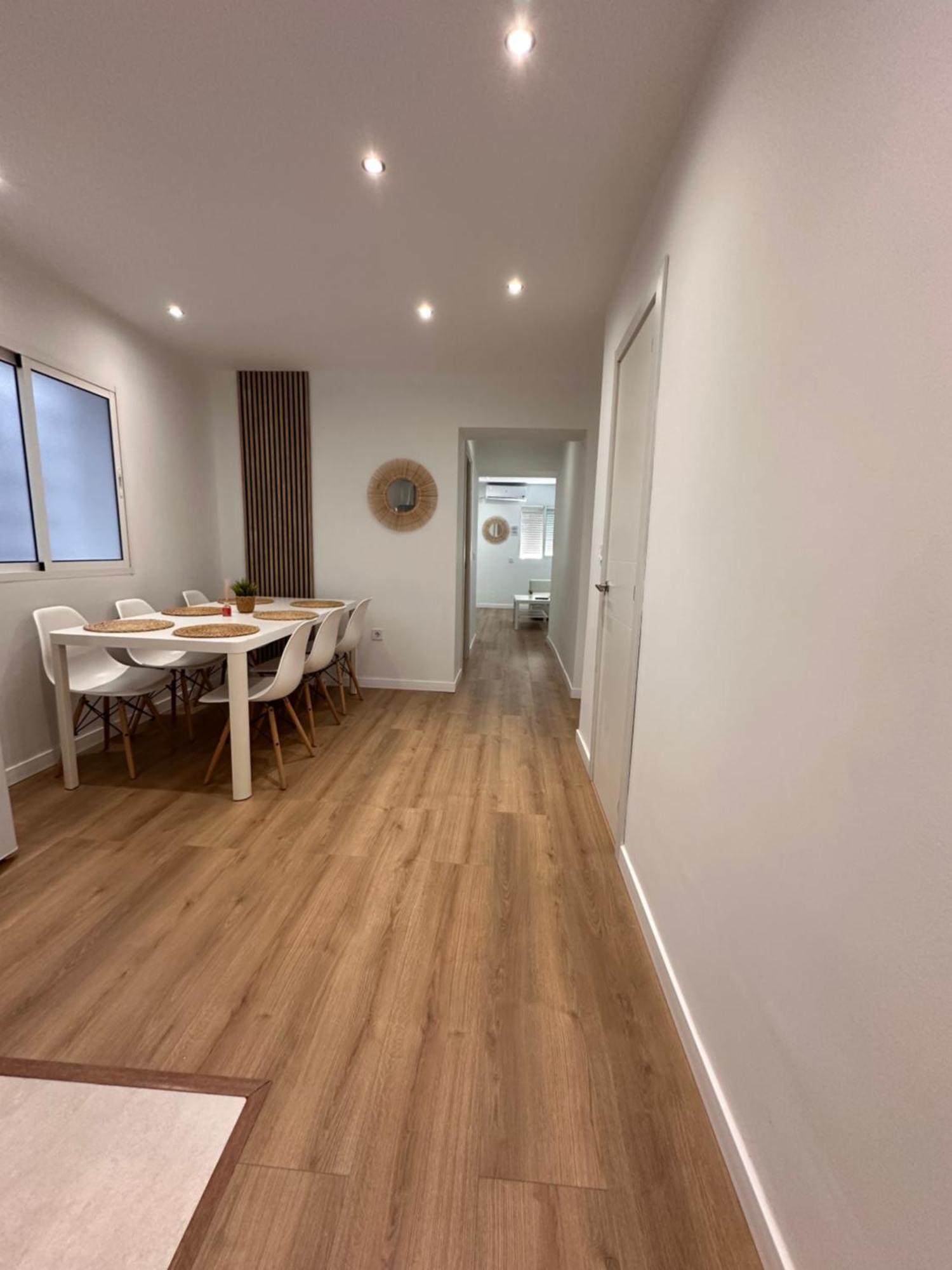 Apartament Claveles De Luxe Malaga Zewnętrze zdjęcie