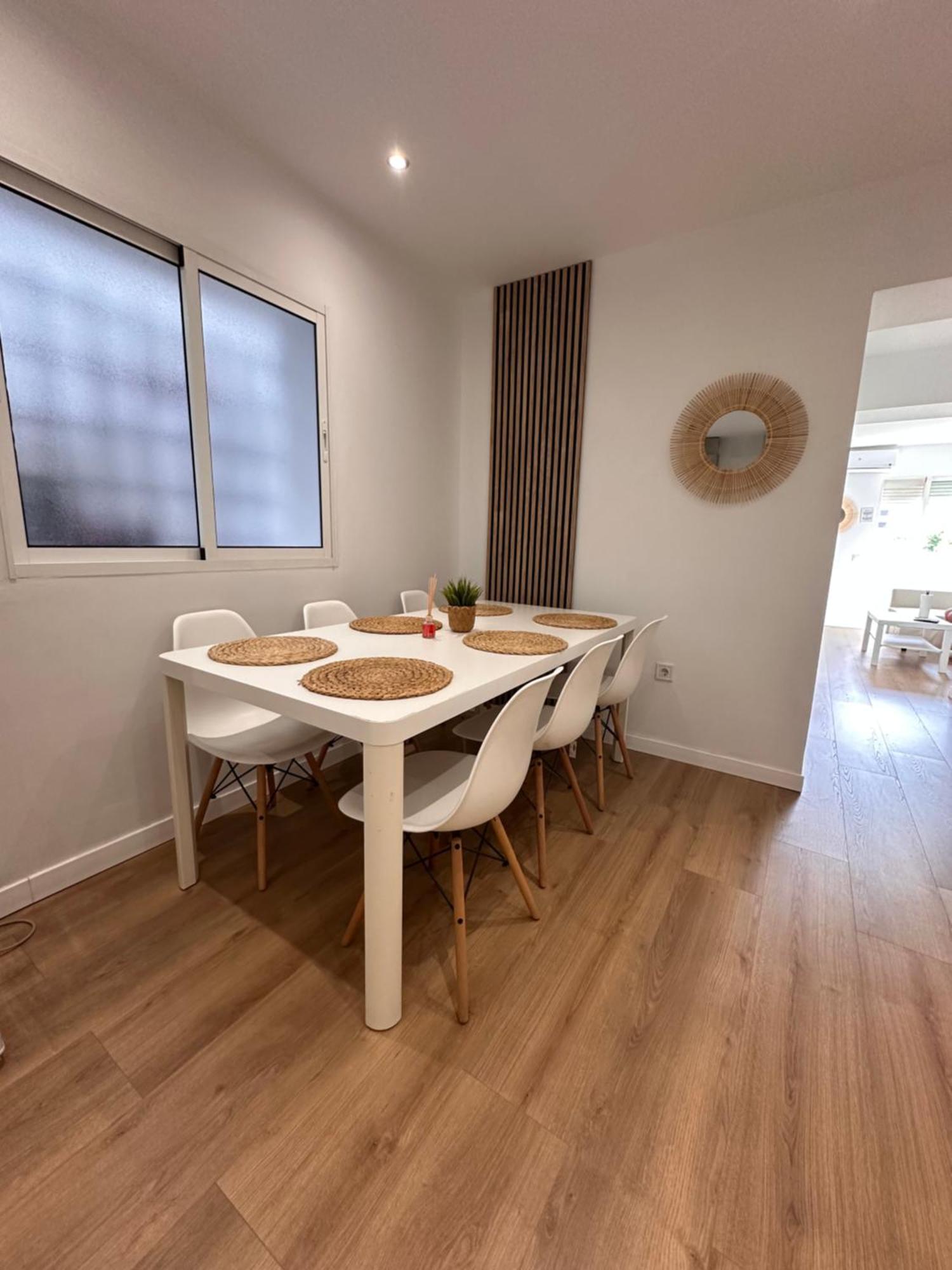 Apartament Claveles De Luxe Malaga Zewnętrze zdjęcie