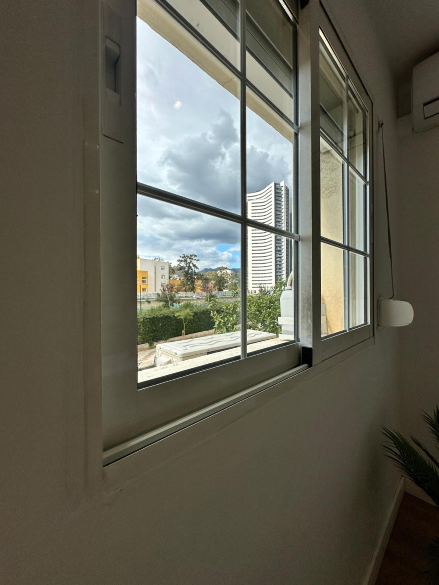 Apartament Claveles De Luxe Malaga Zewnętrze zdjęcie